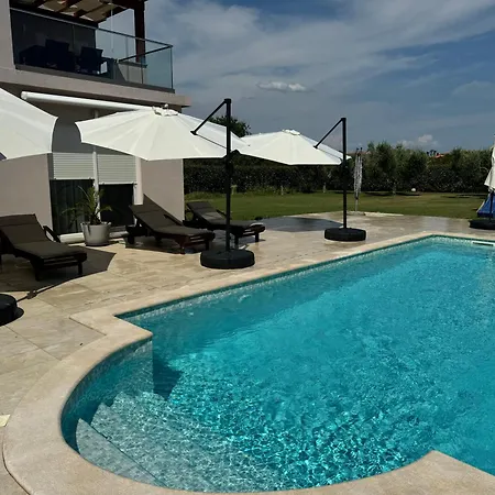 Valdebek With Pool Διαμέρισμα *