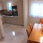 Valdebek With Pool شقة بولا