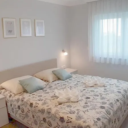 Valdebek With Pool Apartamento